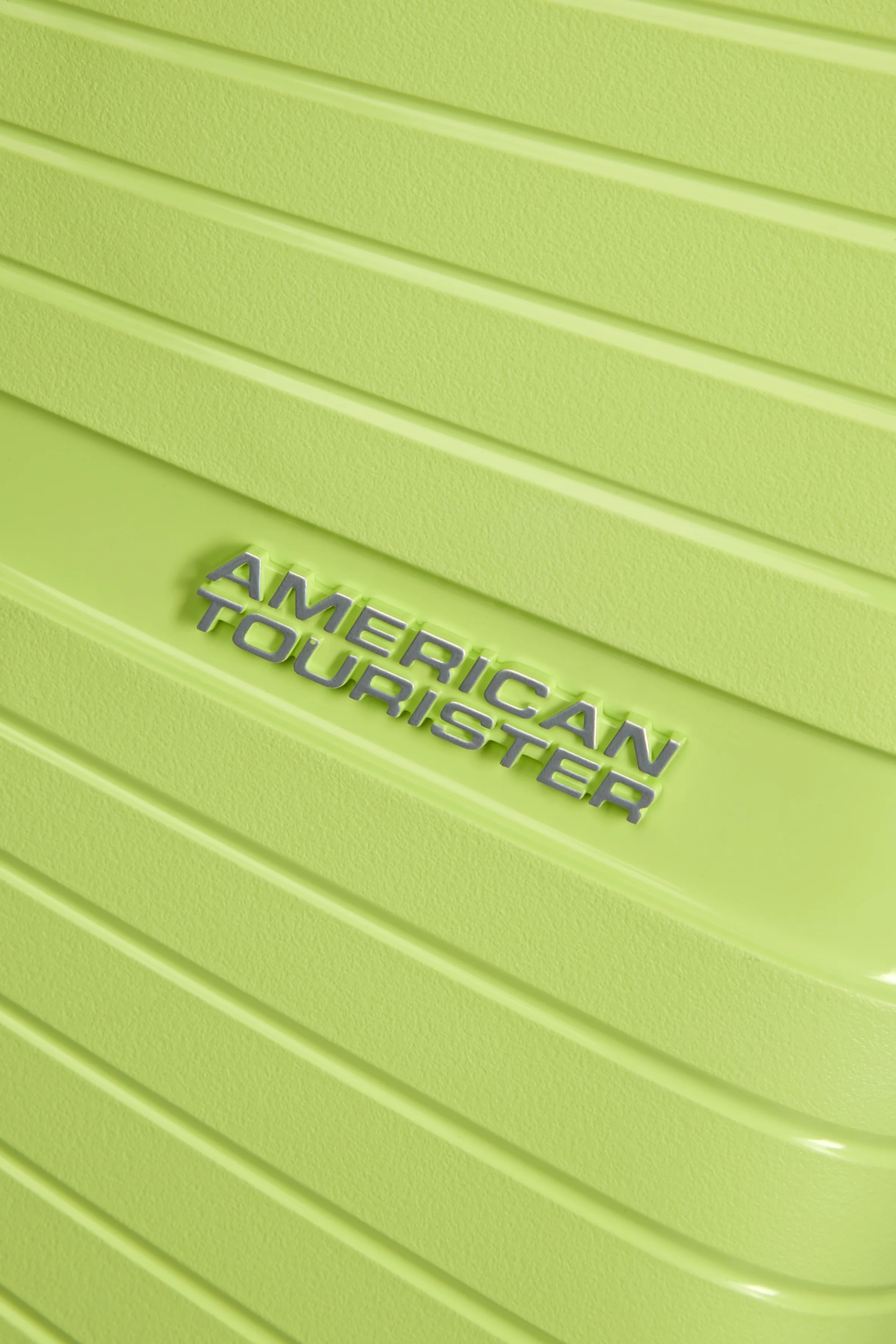 Airconic de American Tourister  Spinner Talla Mediana - Image 108