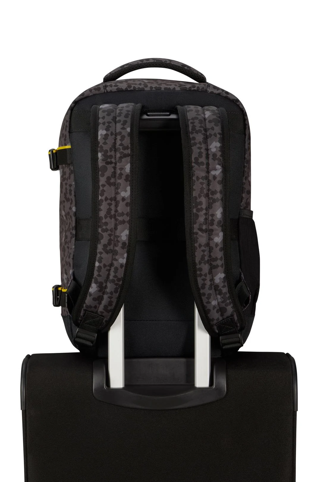 Pack Maleta Cabina Dashpop Disney + Mochila Take2cabin Disney de American Tourister - Image 22