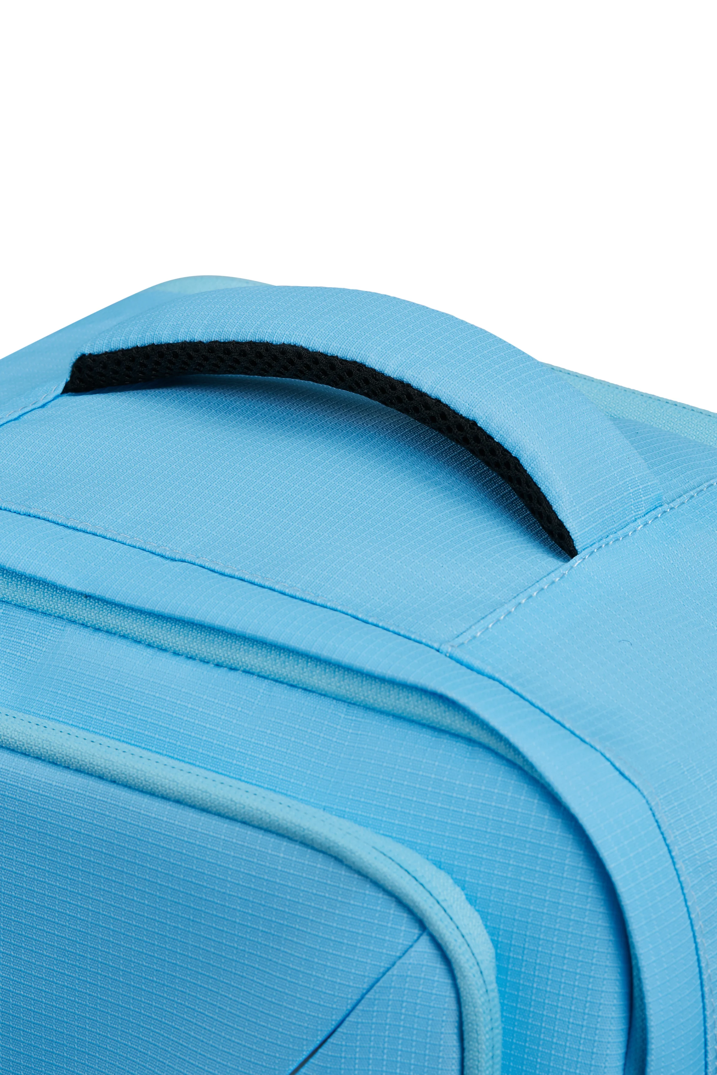 Pack maleta de cabina SOUNDBOX + mochila de viaje TAKE2CABIN de AMERICAN TOURISTER - Image 17