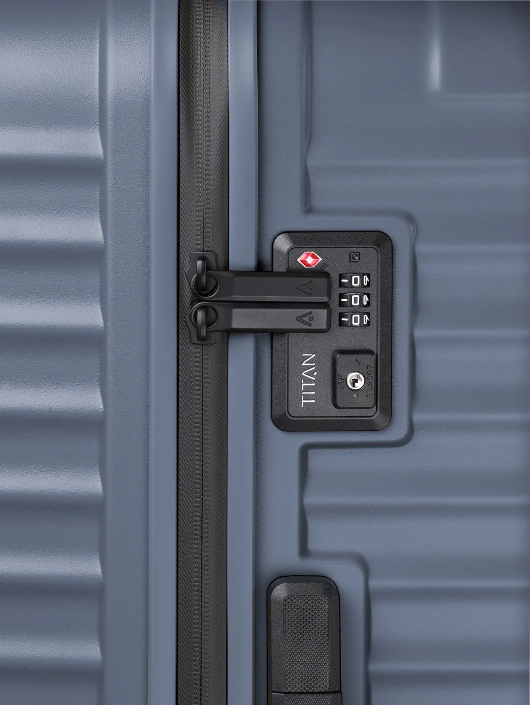 TITAN UPGRADE MALETA L - 75CM - Image 19